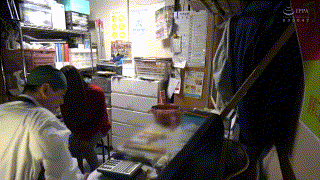 （missav）spes015【佳恋】スーパーの人妻ちゃんねる エロGIF 1