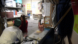（missav）spes015【佳恋】スーパーの人妻ちゃんねる エロGIF 2